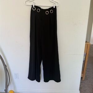 High-Waist Wide-Leg Black Pants with Grommet Detail